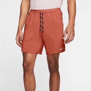 Nike Flex Stride
Men's 7" Brief Running Shorts